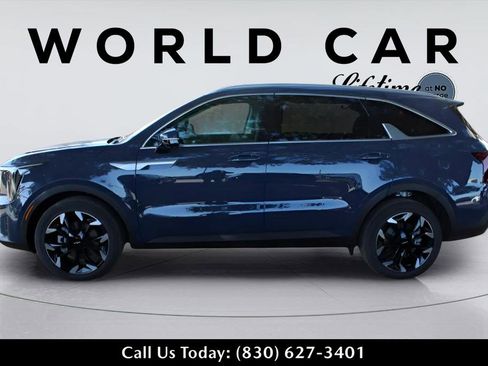 New 2025 Kia Sorento SX image 4