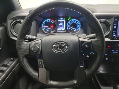 Used 2023 Toyota Tacoma TRD Off-Road image 17