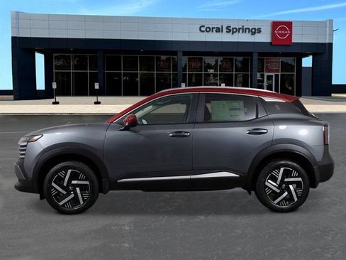 New 2026 Nissan Kicks SV w/ SV Premium Package FWD image 2