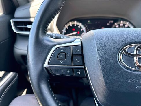 Used 2021 Toyota Highlander XSE AWD/4WD image 21