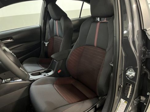 Used 2026 Toyota Corolla SE image 13