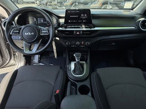 Used 2024 Kia Forte LXS FWD image 28