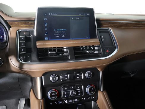 Used 2024 Chevrolet Suburban High Country w/ Advanced Technology Package AWD/4WD image 52
