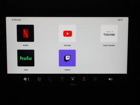 Used 2025 Tesla Model 3 Long Range image 28