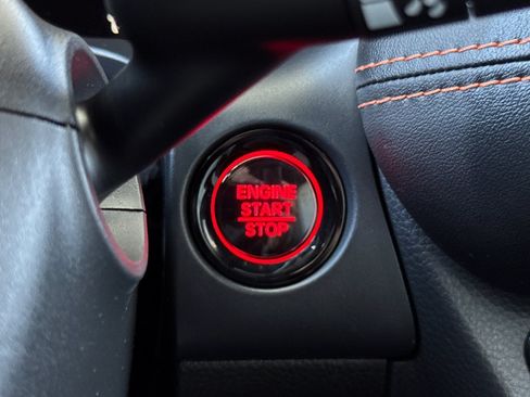 Used 2025 Honda HR-V Sport image 17