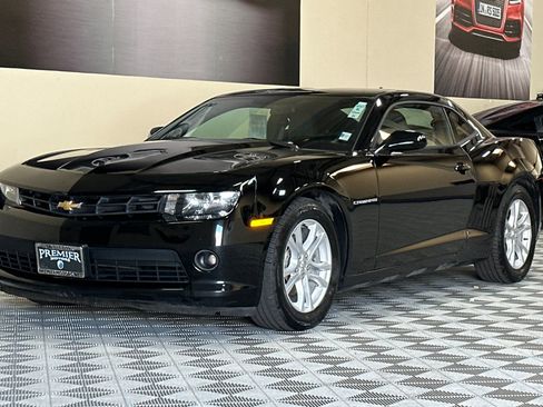 Used 2015 Chevrolet Camaro LT image 8