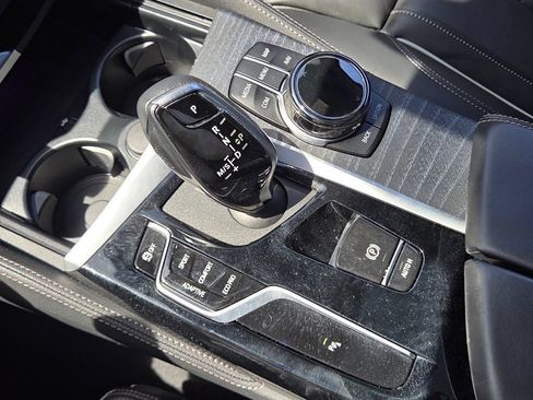 Used 2023 BMW M550i xDrive w/ Executive Package AWD/4WD image 29