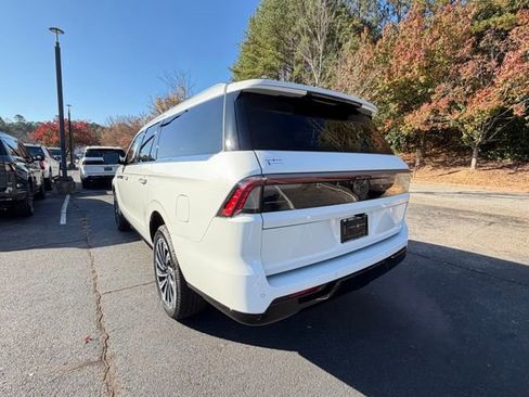 New 2025 Lincoln Navigator L Black Label image 5