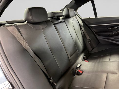 Used 2017 BMW 330i Sedan RWD image 25