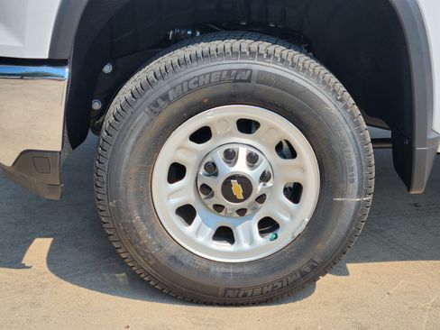 New 2025 Chevrolet Silverado 2500 W/T w/ WT/CX Safety Package image 18