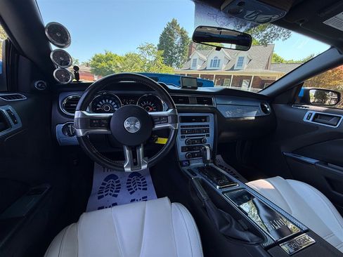 Used 2013 Ford Mustang GT RWD image 55