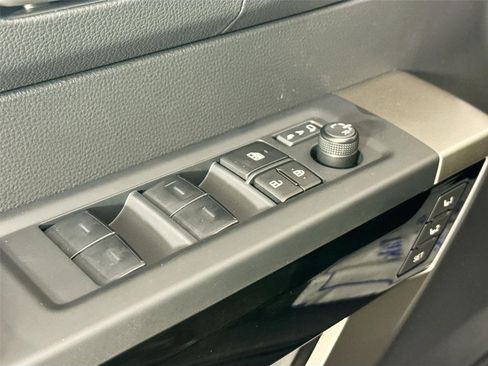 New 2026 Toyota Tundra Limited AWD/4WD image 29