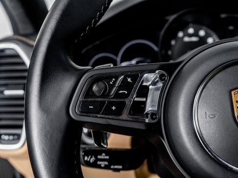 Used 2023 Porsche Cayenne Turbo w/ Premium Package Plus (PI3) image 45