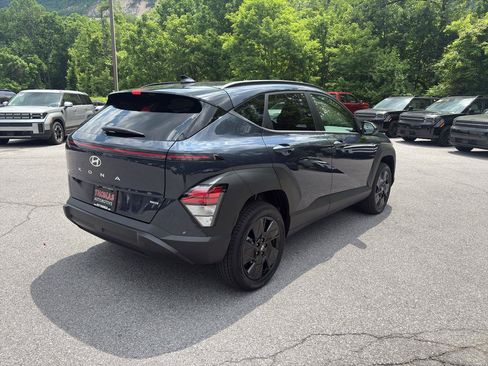New 2026 Hyundai Kona SEL Sport AWD/4WD image 7