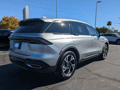 New 2026 Lincoln Nautilus Premier w/ Equipment Group 102A AWD/4WD image 4