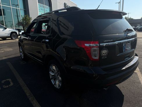 Used 2012 Ford Explorer XLT AWD/4WD image 6