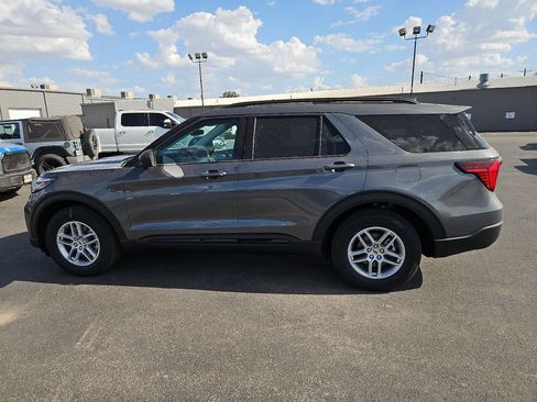 New 2026 Ford Explorer Active w/ Active Comfort Package RWD image 7