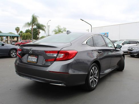 Used 2019 Honda Accord EX image 5