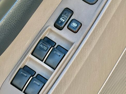 Used 2006 Toyota 4Runner Sport image 19