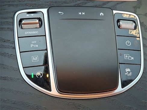 Used 2020 Mercedes-Benz GLC 300 image 18