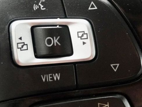 Used 2019 Volkswagen Tiguan S w/ Driver Assistance Package image 19