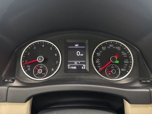 Used 2016 Volkswagen Tiguan SE image 13