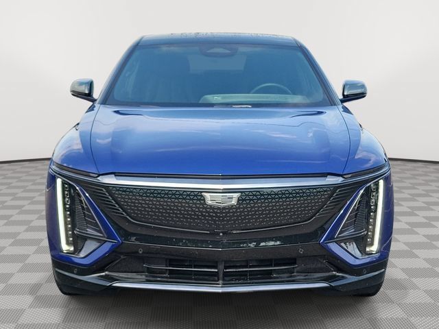 Certified 2024 Cadillac Lyriq Sport AWD/4WD image 2