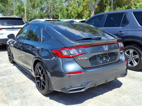 Used 2025 Honda Civic Sport image 11