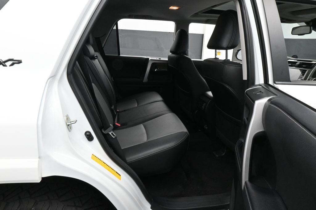 Used 2024 Toyota 4Runner SR5 Premium w/ Moonroof Package AWD/4WD image 39