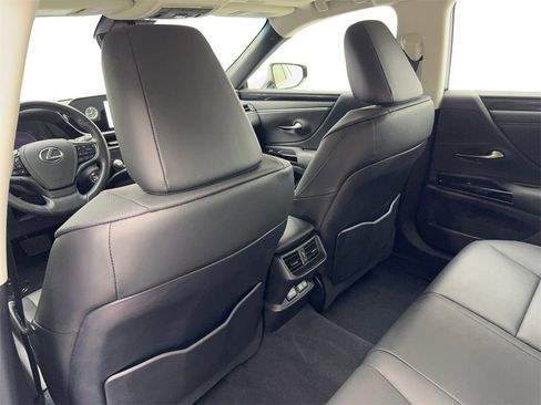 Used 2024 Lexus ES 350 image 34