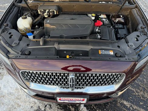 Used 2020 Lincoln Nautilus Reserve w/ Equipment Group 201A image 38