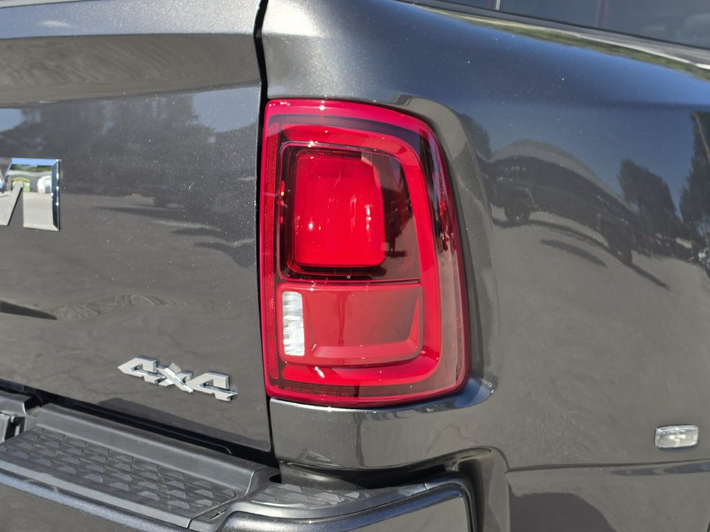 Used 2026 RAM 3500 Longhorn AWD/4WD image 7