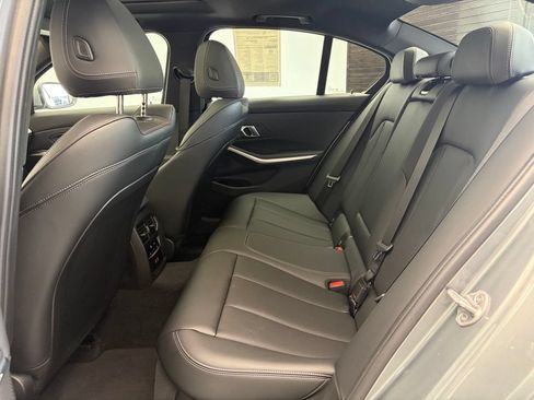 Used 2025 BMW 330i Sedan RWD image 12