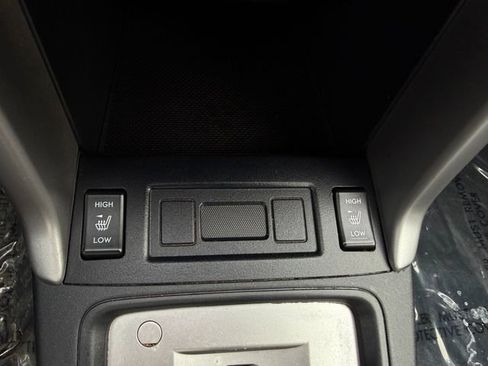 Used 2016 Subaru Forester 2.5i Premium image 11
