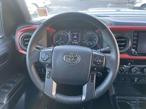 Used 2020 Toyota Tacoma TRD Sport image 25