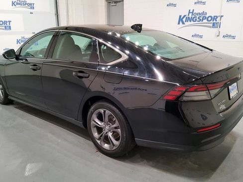 Used 2023 Honda Accord EX image 6