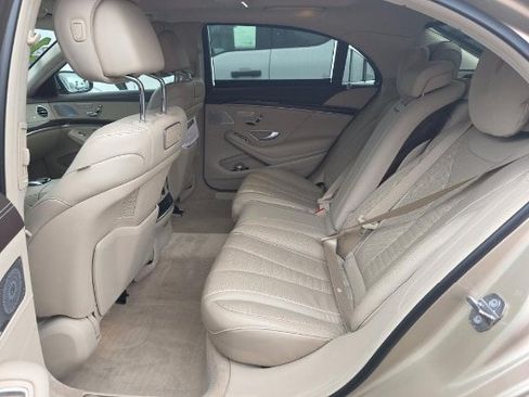 Used 2019 Mercedes-Benz S 560 Sedan image 5