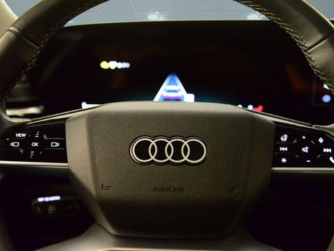 Used 2025 Audi Q5 Premium w/ Convenience Package AWD/4WD image 30