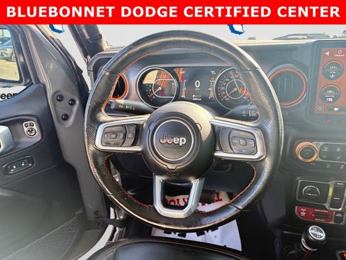 Used 2023 Jeep Gladiator Mojave w/ Cold Weather Group AWD/4WD image 13