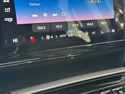 Certified 2025 Lincoln Navigator L Reserve image 20