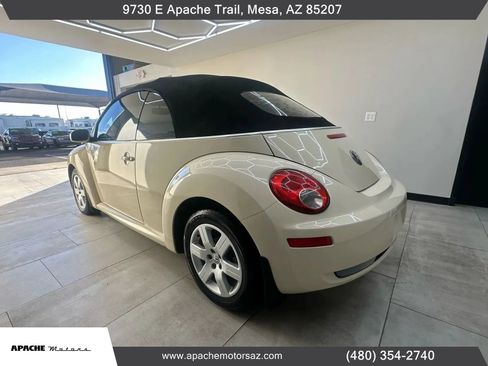 Used 2007 Volkswagen Beetle 2.5 Convertible 2D image 11