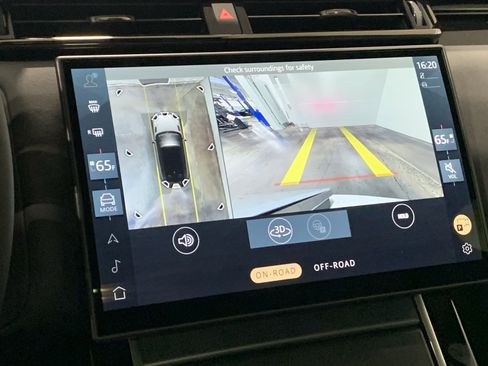 New 2026 Land Rover Range Rover Velar S image 20