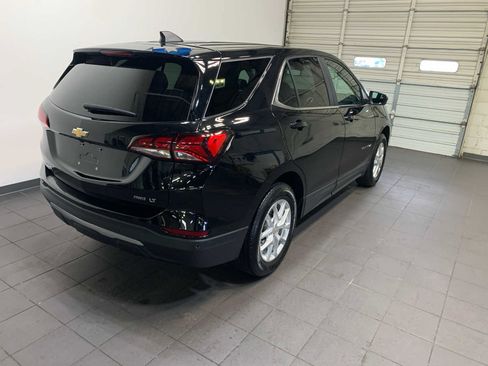 Used 2024 Chevrolet Equinox LT image 3