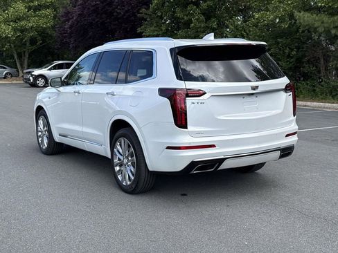 Used 2023 Cadillac XT6 Premium Luxury w/ Technology Package AWD/4WD image 23