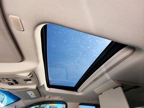 Used 2018 GMC Yukon Denali w/ Denali Ultimate Package image 33