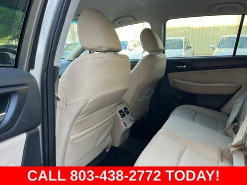 Used 2019 Subaru Outback 2.5i Limited AWD/4WD image 11