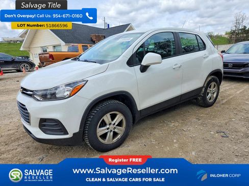 Used 2017 Chevrolet Trax LS AWD/4WD image 1