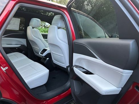 New 2026 Cadillac Lyriq Sport image 13