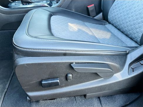 Used 2022 Chevrolet Colorado Z71 image 18