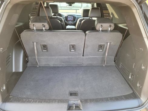 Used 2023 Chevrolet Traverse Premier w/ Redline Edition FWD image 16